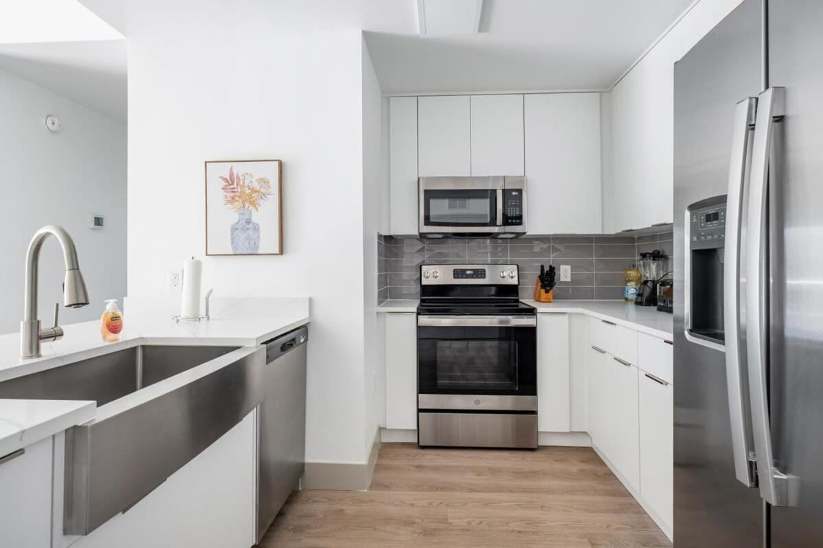 4B 3Ba Premium Family Apartment With Gym Charlotte Exterior photo