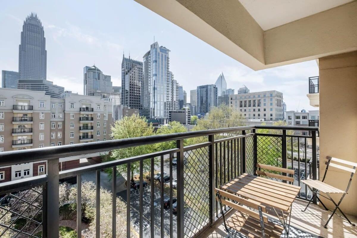 4B 3Ba Premium Family Apartment With Gym Charlotte Exterior photo